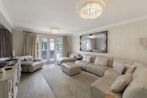 Photo 11- click for photo gallery